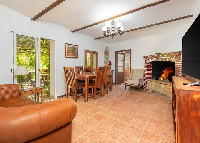 Masia Can Garriga, Apartament Avia
